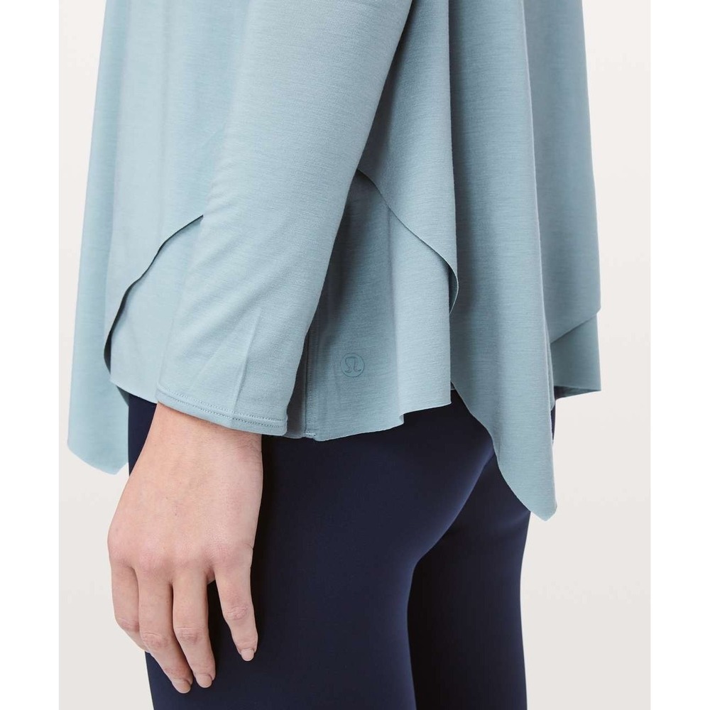 Lululemon Women's Sweetest Day Long Sleeve Tencel Shirt Top in Blue Cast Size 4 - Picture 7 of 16
